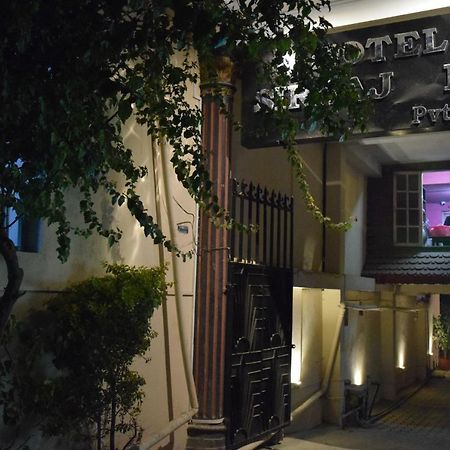 Hotel Siraaj 랄릿푸르 외부 사진